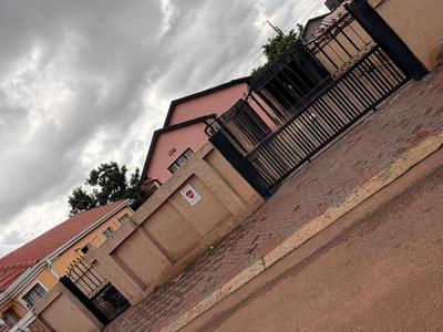 House For Sale in Soshanguve Xx, Soshanguve