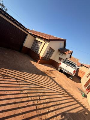 House For Sale in Mahube Valley, Mamelodi