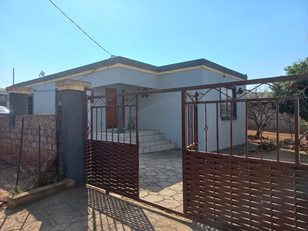 Property For Sale in Lotus Gardens, Pretoria