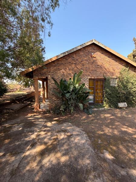 Property For Sale in Heuweloord, Centurion