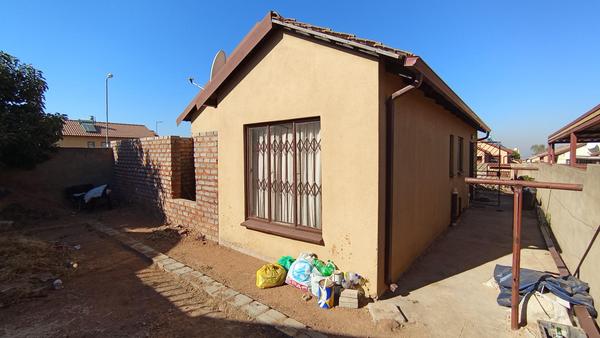 Property For Sale in Soshanguve East, Soshanguve